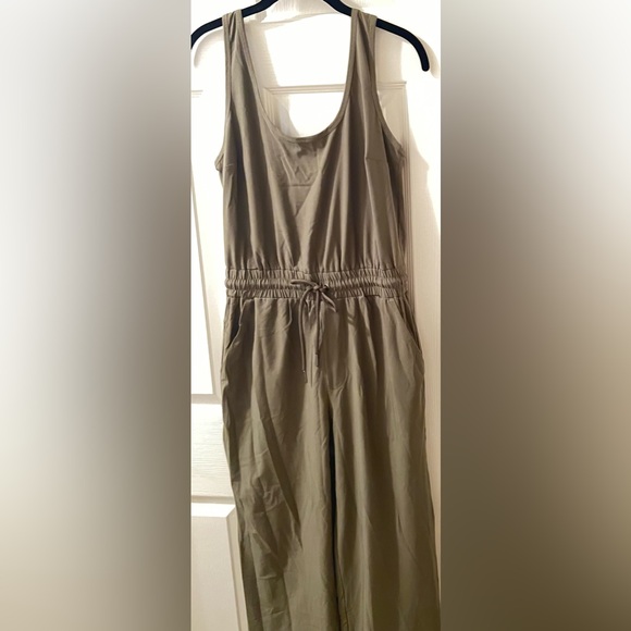 Abercrombie Traveler Jumpsuit Olive Green Sz S - Picture 3 of 7